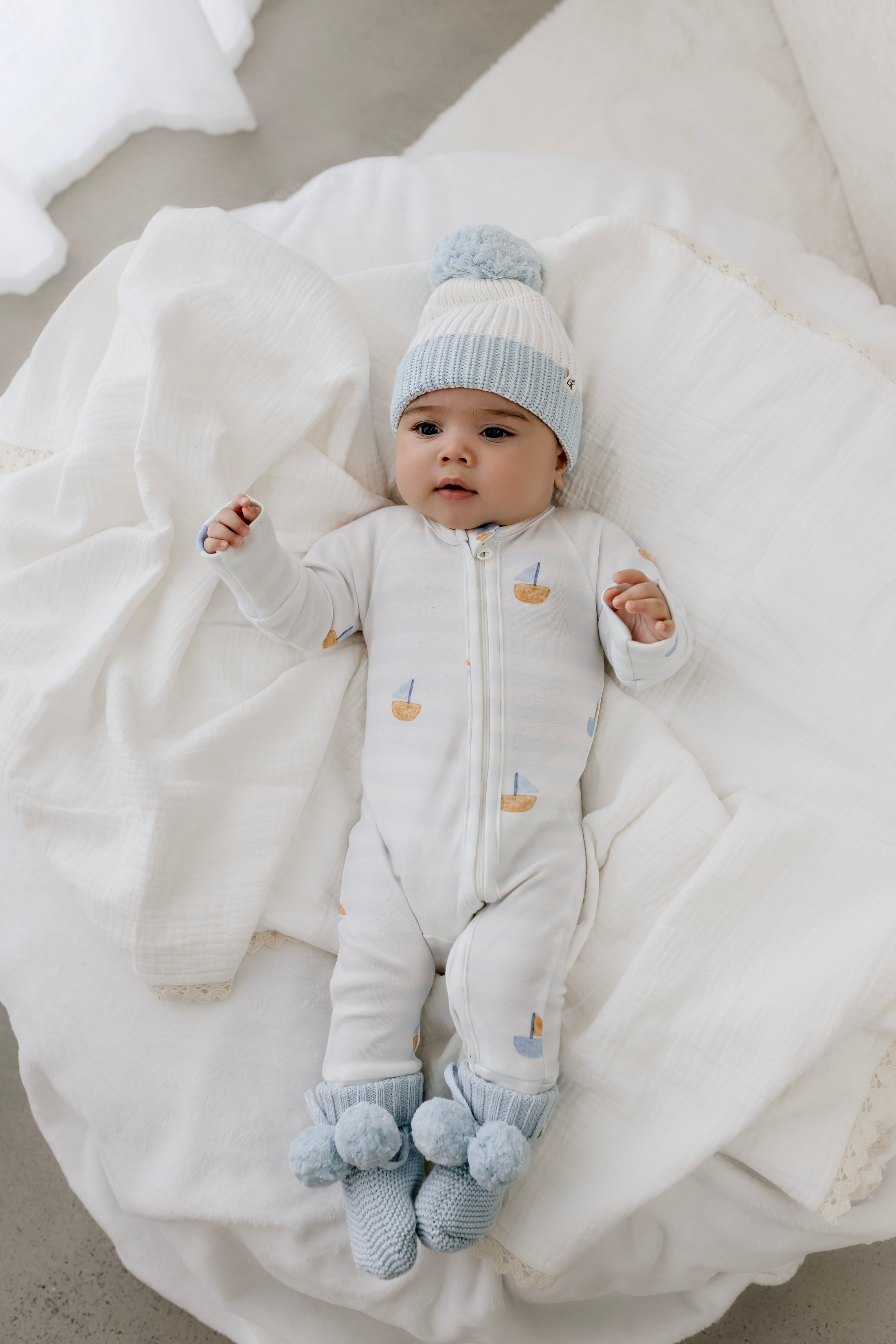 Knit Booties | Soft Blue Poms