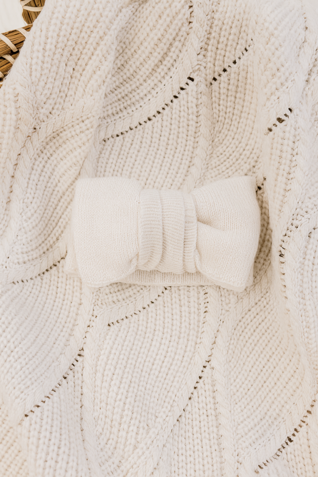 Oversized Top Knot | Milk