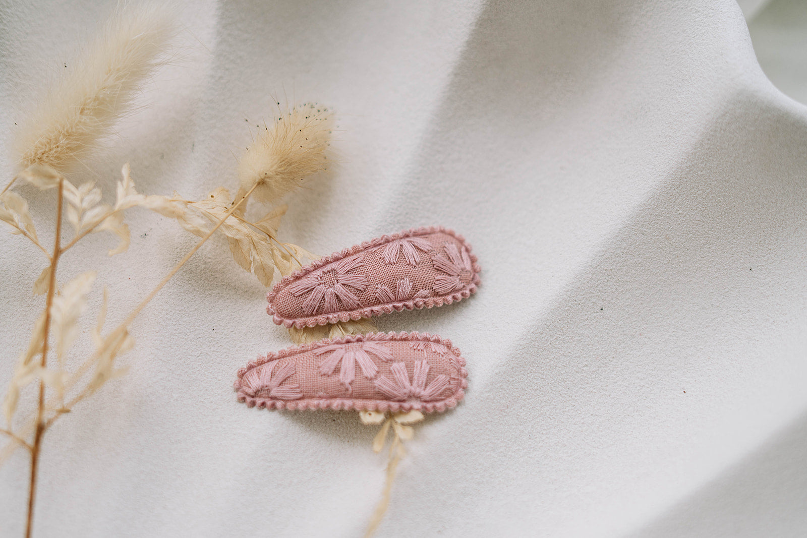 Dusty Pink Floral Hair clips - Set of 2